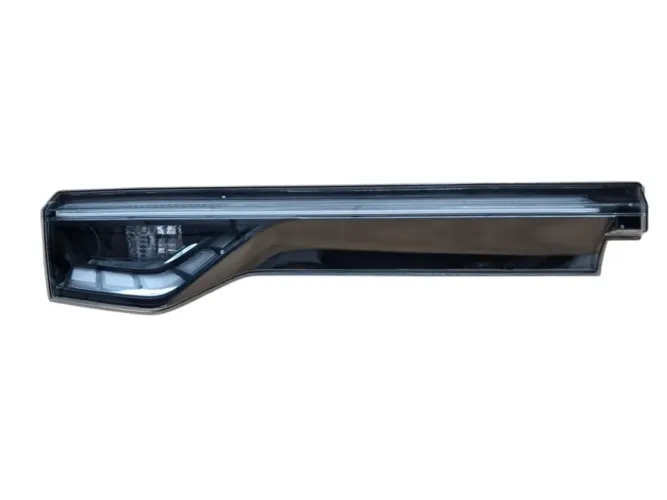 Lanterna Tampa Traseira Esquerda Hrv 1.5 Touring 2023 A 2026 Esquerdo/motorista