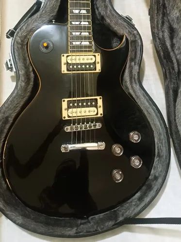 Guitarra SX Les Paul GG1 Preta + Caps Malogoli + Hardcase Epiphone