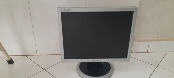 MONITOR SAMSUNG LCD
