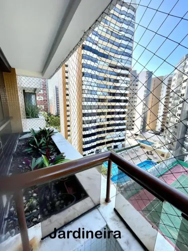 PITUBA VILLE 3 SUITES