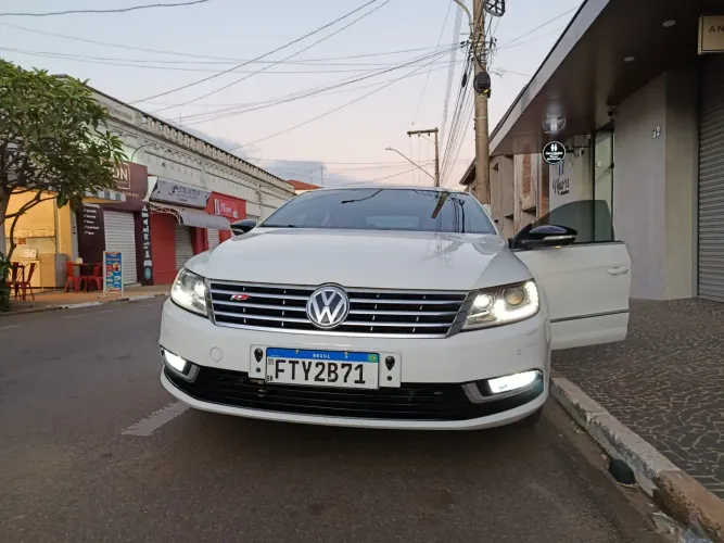 Volkswagen Passat CC 3.6 V6 FSI 300cv Tiptronic 2014
