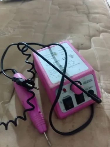 Lixa elétrica rosa