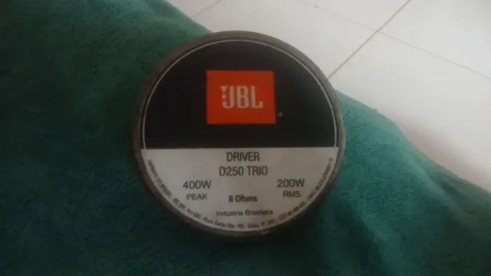 CORNETA JBL D250 TIO 