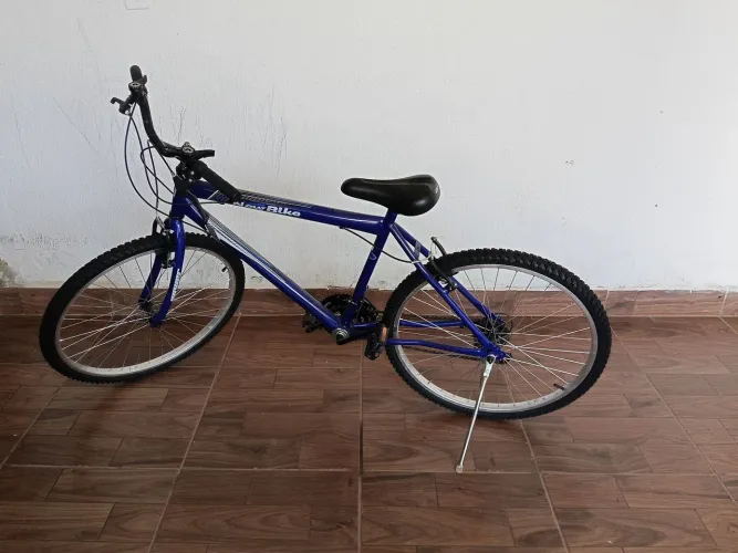 Bicicleta aro 26 nova R$ 400 reais 