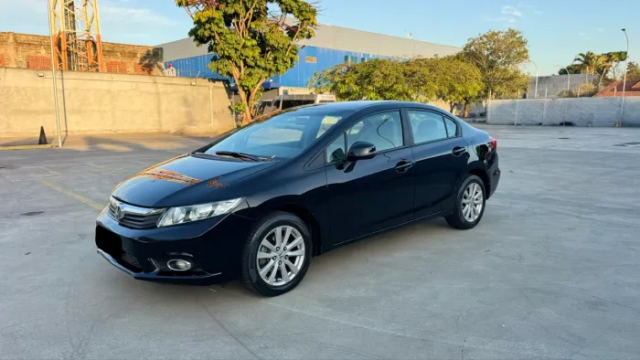 Honda Civic Sedan LXS 1.8/1.8 Flex 16V Aut. 4P 2014
