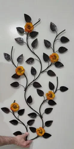 Arranjo Painel Parede Ferro Decoração - Rosas Laranjas