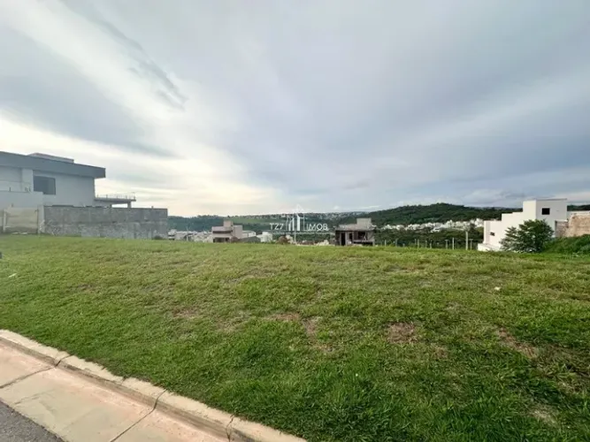 Lote Jardins Porto com 300,00 m², quitado e registrado!  