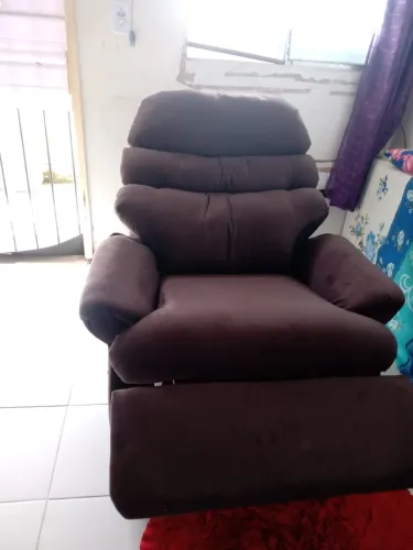 Vendo poltrona muito confortável