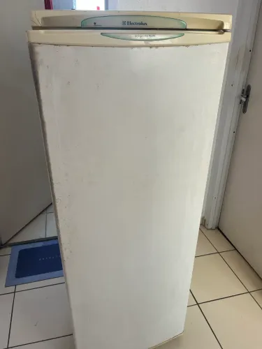 geladeira eletrolux 