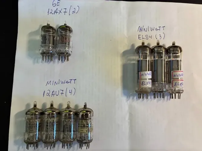 Valvulas Antigas NOS: EL84 Miniwatt; GE 12AX7; Miniwatt 12AU7
