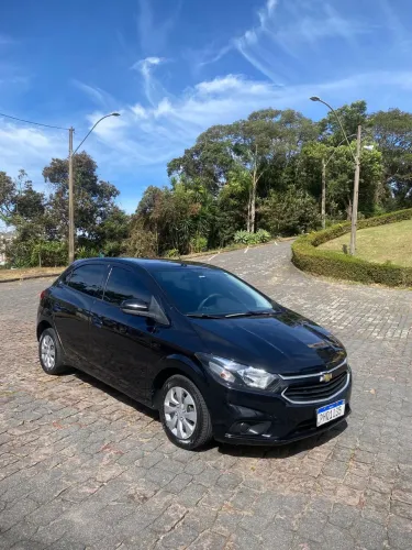 Chevrolet Onix Hatch LT 1.0 8V Flex Mec. 4P 2019