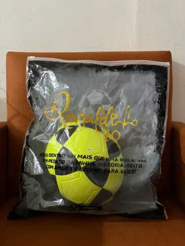 Bola futvôlei R10