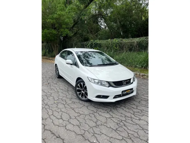 Honda Civic Sedan LXR 2.0 Flexone 16V Aut. 4P 2016