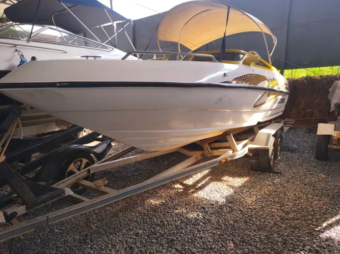 Lancha Phoenix 190 com motor Mercury 115 Hp 4 tempos 