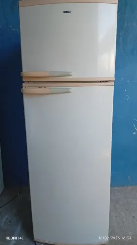 geladeira Consul duplex 333 litros funcionando perfeitamente