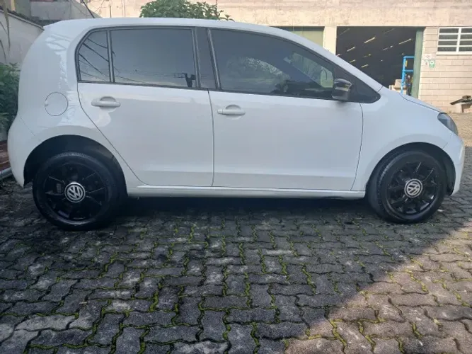 Volkswagen Up! RUN I Motion 1.0 Total Flex 12V 5P 2017
