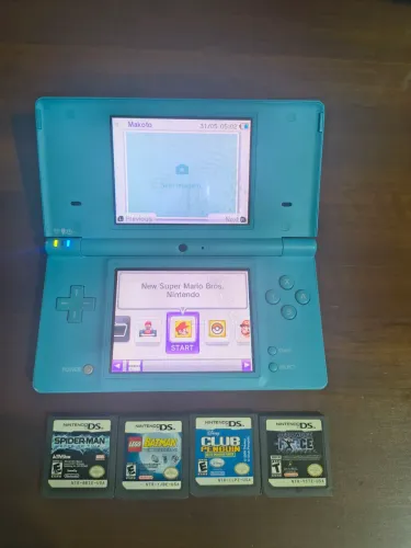 Nintendo DSi desbloqueado 16GB com 4 jogos originais 