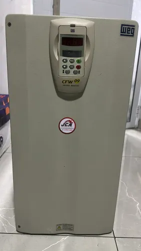 Inversor de Frequência CFW09 75CV 380V
