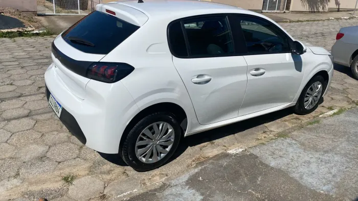 Peugeot 208 Like 1.0 Flex 6V 5P Mec. 2024