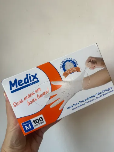 Caixa de luvas M LACRADA