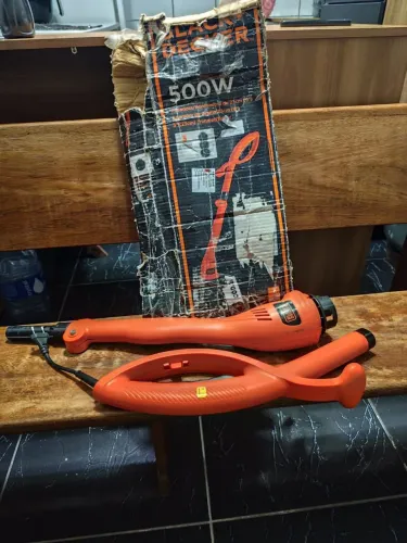 Vendo aparador de grama Black Decker 