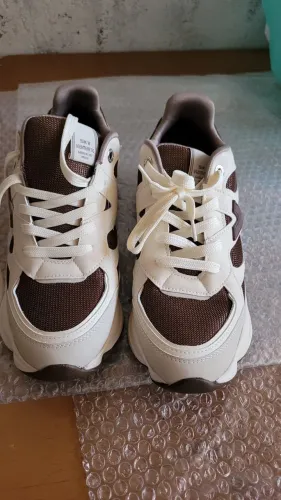 Tenis via mart fem