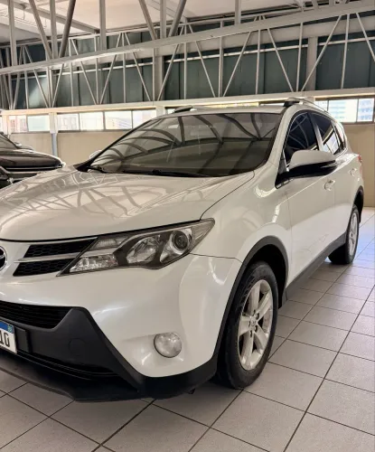 Toyota RAV4 2.0 4X2 16V Aut. 2013