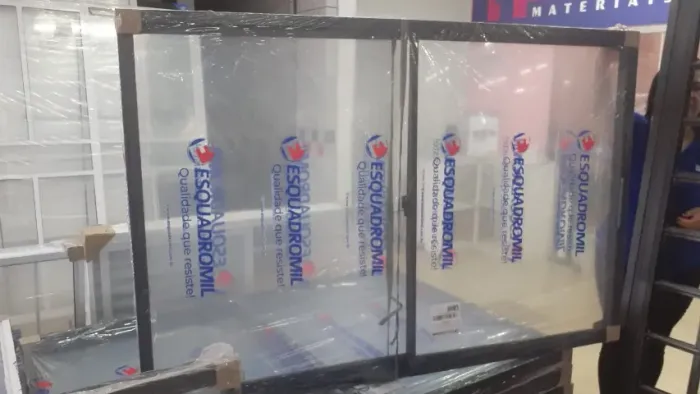 janela de alumínio preta 2 folhas completa com vidro 1,50x1,00 599,90 a vista