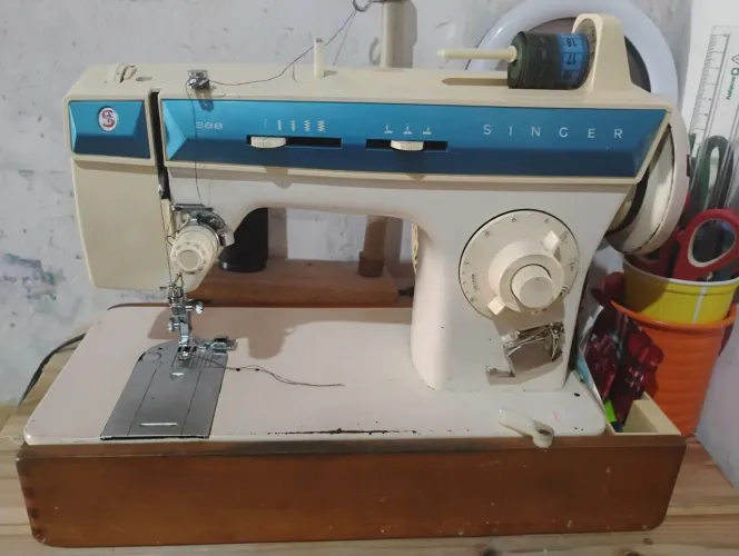 Máquina de costura 