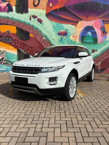 Land Rover Range Rover Evoque Pure 2.0 Aut. 5P 2013
