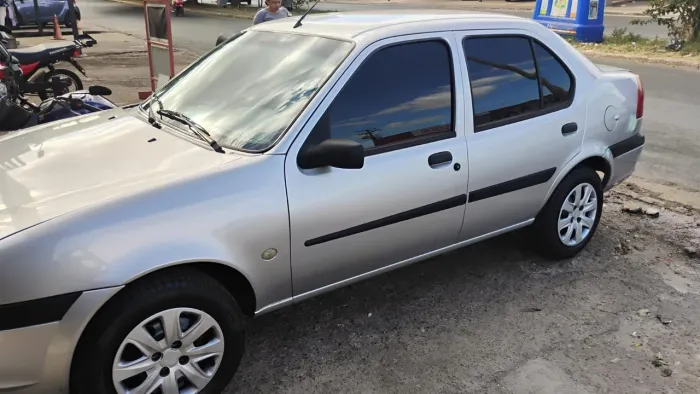 Ford Fiesta Street/ Action 1.0 8V 5P 2003