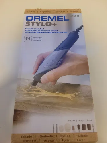 Máquina de gravação para artesanato.