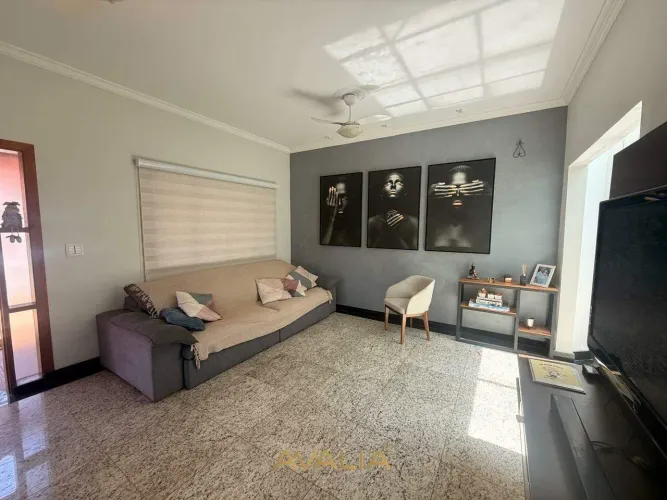 Casa Térrea Disponível para Locação com Edícula - Celani - Salto SP