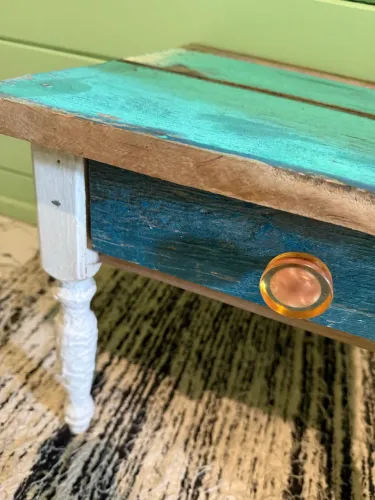 Bidê/Mesa de cabeceira PEÇA UNICA (artesanal)