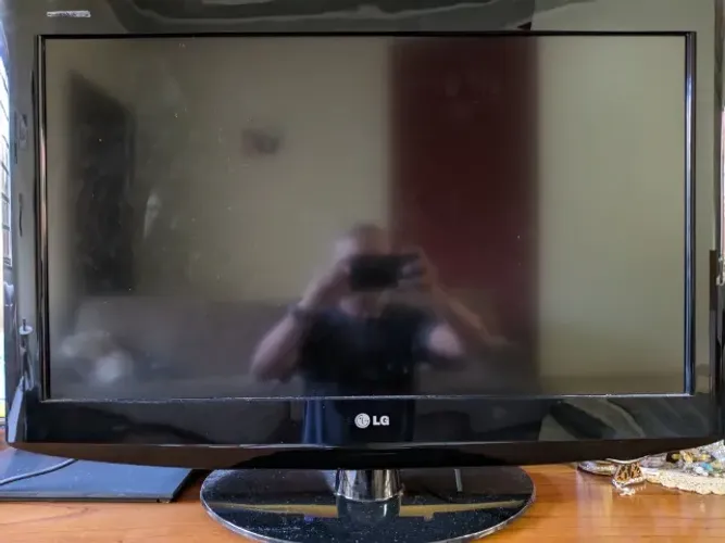 Tv LG 32 polegadas NÃO SMART com Conversor Digital incluso