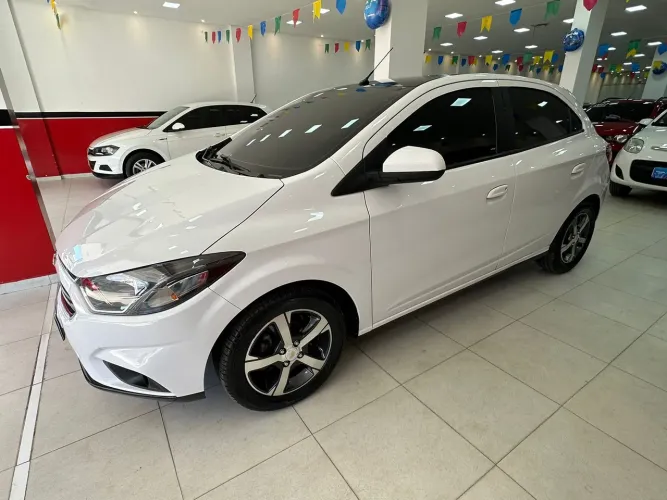 Chevrolet Onix Hatch LTZ 1.4 8V Flex Mec. 4P 2018
