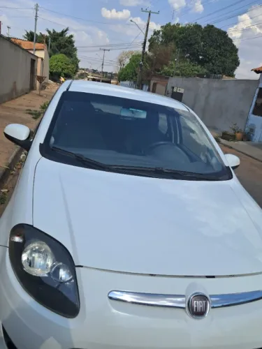 Fiat Palio Attractive 1.0 EVO Fire Flex 8V 5P 2014