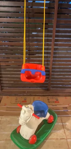 BALANÇO E GANGORRA-MOTOQUINHA PARA BEBÊ