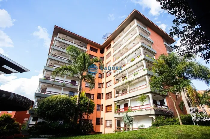 COBERTURA DUPLEX ALTO PADRÃO UNIVERSITÁRIO