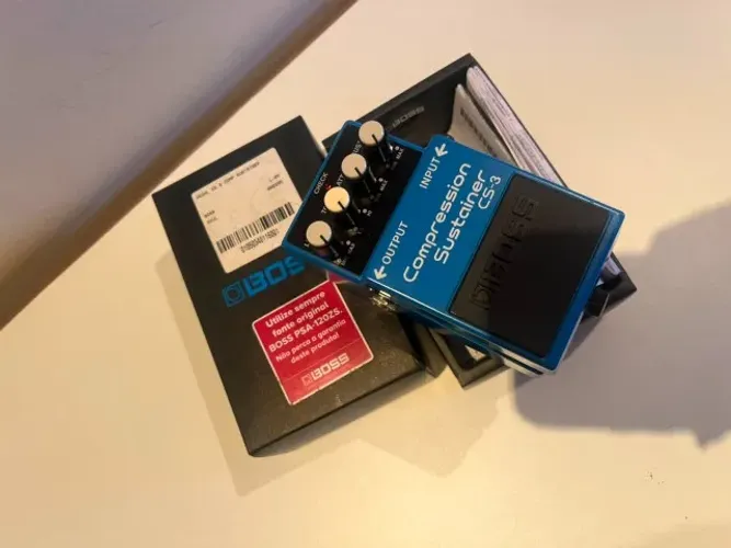 Boss cs3 pedal compressor sustain