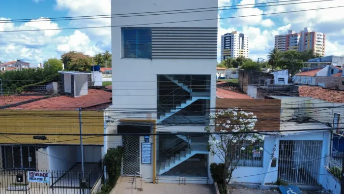 Excelente prédio a venda na Av. Hermes Fontes. 14 salas. Suíssa, Aracaju, SE