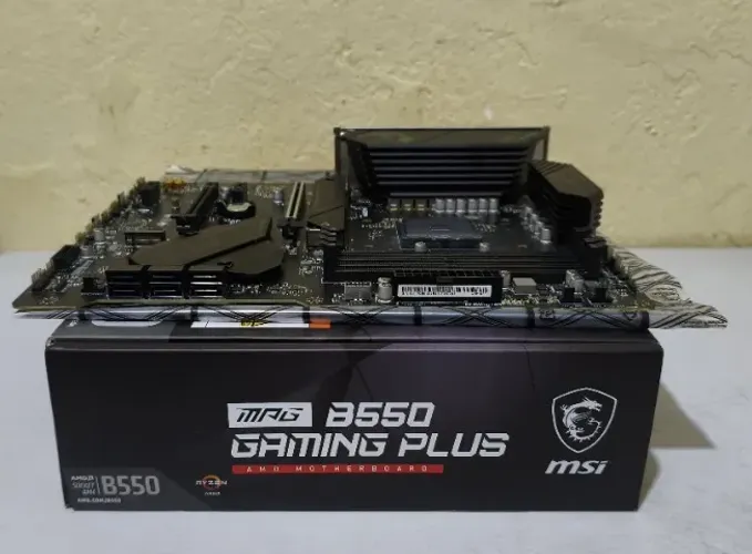 Placa-Mãe MSI MPG B550 Gaming Plus