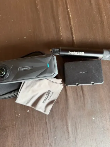 Insta 360 x5 8k + 256GB micro SD