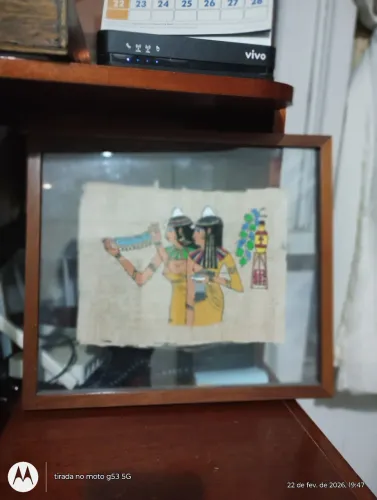 Quadro moldura pergaminho 