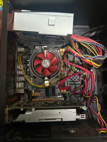 Vendo pc para jogos Xeon e3 1230v2 gtx 750 ti4gb, 16ram ssd240