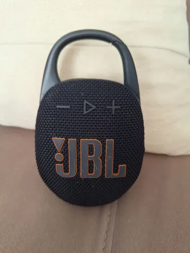 JBL Clip 5