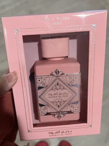 Perfume árabe Lattafa Bade'e Al Oud Noble Blush