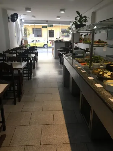Vende-se Restaurante em funcionamento no centro de JF