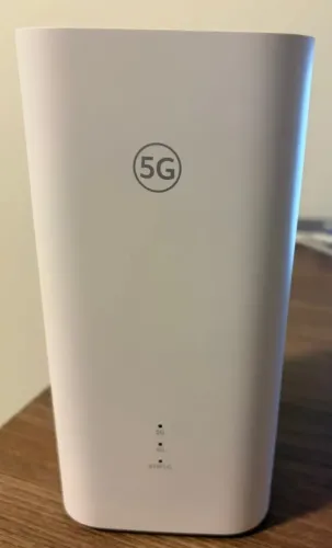 Roteador Huawei 5G CPE 5s H153-381 WiFi 6 AX3000 - Desbloqueado - Usado