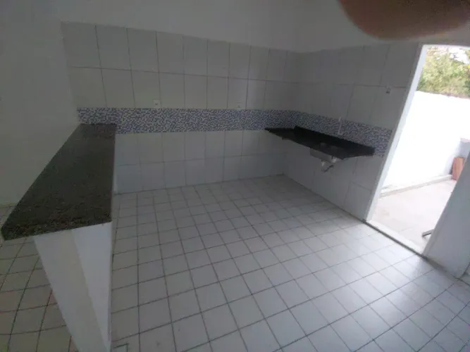 Alugo casa